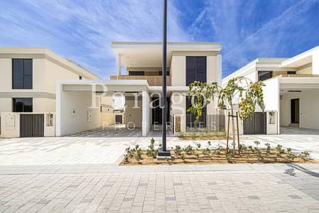 4 Bedroom Villa for Rent in Tilal Al Ghaf, Dubai - Single Row | Located Conveniently | Spacious