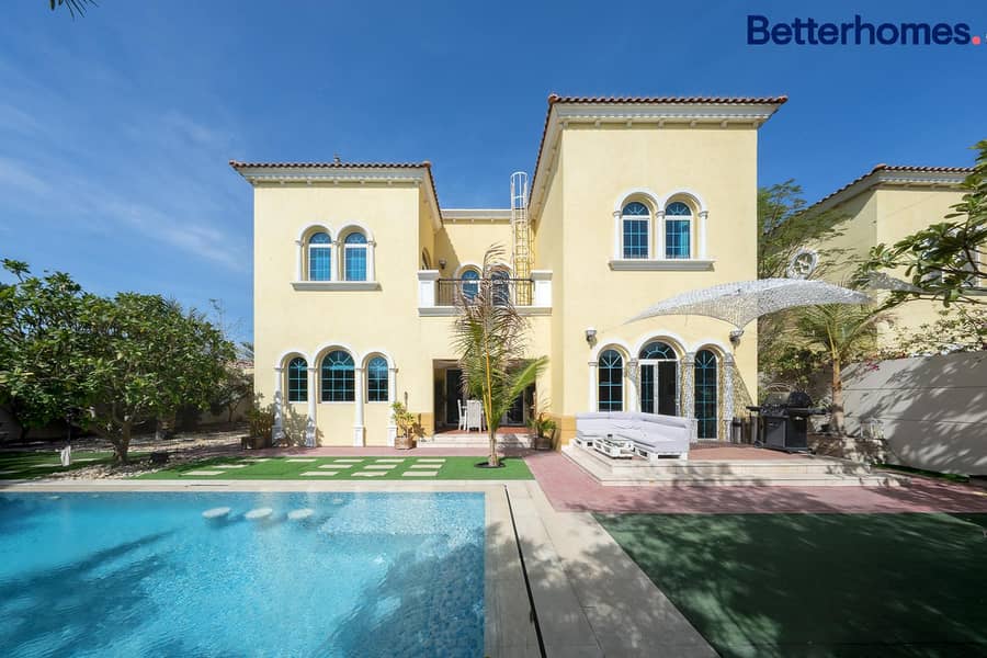 3 Bed | Private Pool | Perfect Location