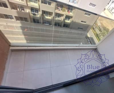 Studio for Rent in Jumeirah Village Circle (JVC), Dubai - "Affordable Studio Apartment with a Cozy Balcony"
