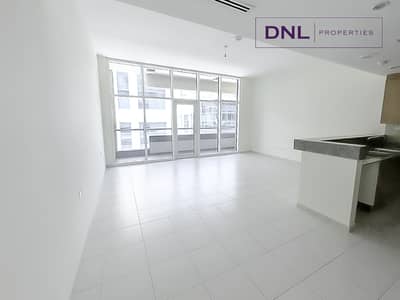 Studio for Rent in Business Bay, Dubai - Excellent Amenities | Business District | Spacious