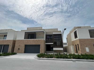 4 Bedroom Villa for Sale in Sobha Hartland, Dubai - Luxurious | Contemporary | Negotiable Price