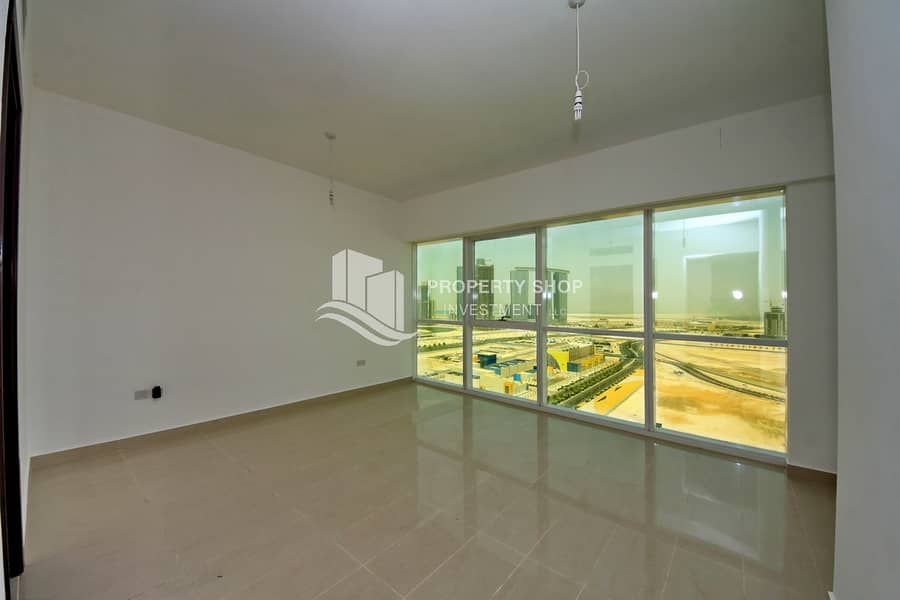 5 2-br-apartment-abu-dhabi-al-reem-island-marina-square-mag-5-residences-master-bedroom. JPG