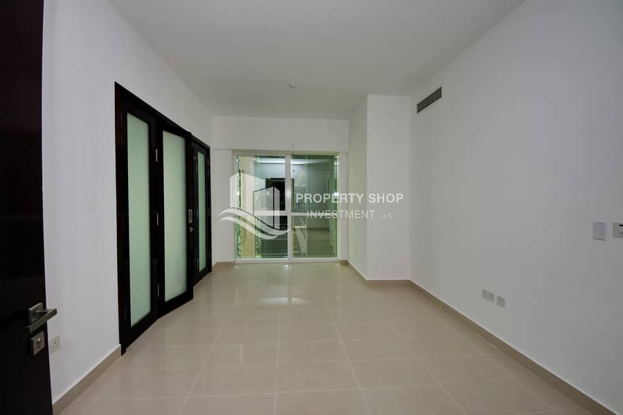 11 2-br-apartment-abu-dhabi-al-reem-island-marina-square-mag-5-residences-study-room. JPG