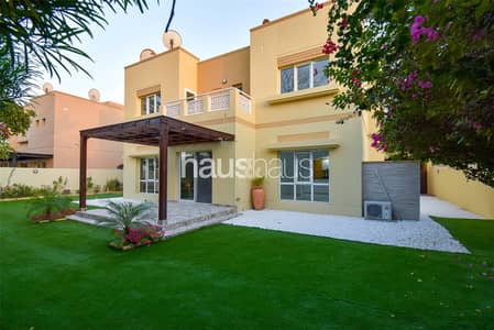 5 Bedroom Villa for Rent in The Meadows, Dubai - Type 13 | Lake Facing | Available Now!