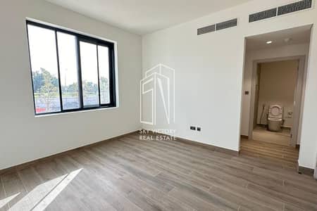 2 Bedroom Townhouse for Sale in Yas Island, Abu Dhabi - 1. png