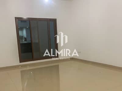 2 Bedroom Flat for Rent in Mussafah, Abu Dhabi - ce58a79b-2303-4c33-a458-1bddc79de9fb. JPG