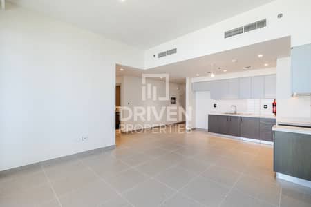 2 Bedroom Apartment for Rent in Downtown Dubai, Dubai - Brand New I Spacious Cozy Apt with Sea View