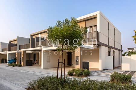 4 Bedroom Townhouse for Sale in Tilal Al Ghaf, Dubai - Vacant | Close To Pool And Park | End Unit