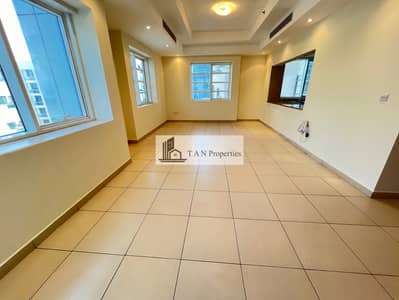 Very Specious 2BHK With Kitchen Appliances | High Floor Building | Prime location