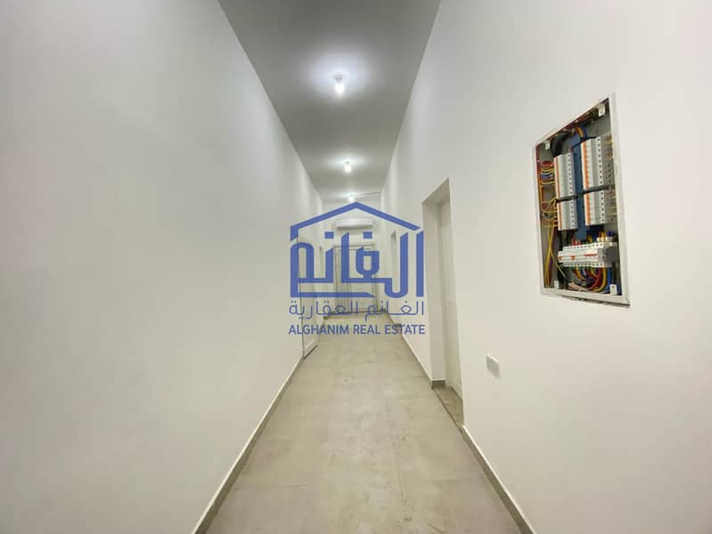 Квартира в Аль Шамха, 1 спальня, 28000 AED - 8747570
