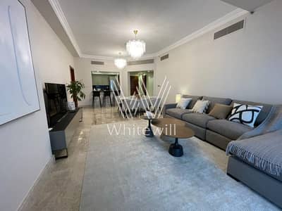 2 Bedroom Flat for Sale in Palm Jumeirah, Dubai - Fully renovated I Vacant now I Largest Terrace