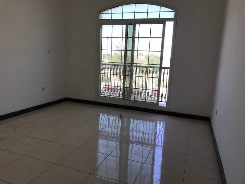 Well Maintained 5BHK (Duplex) with separate entrance & Garden in Jahli