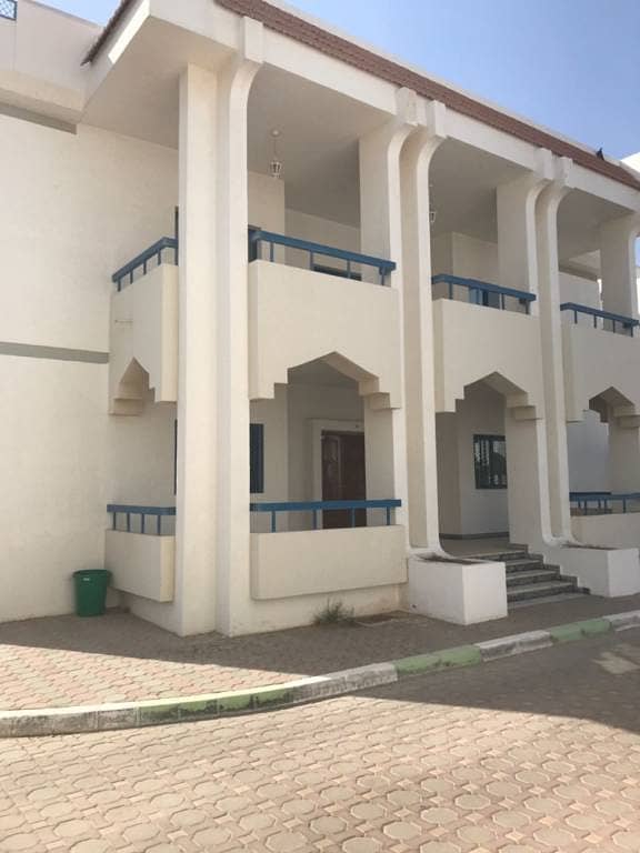 Excellent 6 BHK with covered parking in Al Khabisi