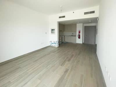 1 Bedroom Flat for Rent in Yas Island, Abu Dhabi - Full Canal View | Up to 3 Payments | Family Home