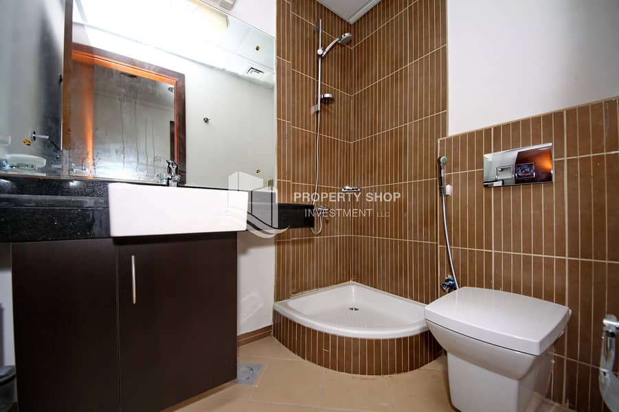 10 2-bedroom-apartment-al-reem-island-shams-abu-dhabi-sea-view-tower-powder room. JPG