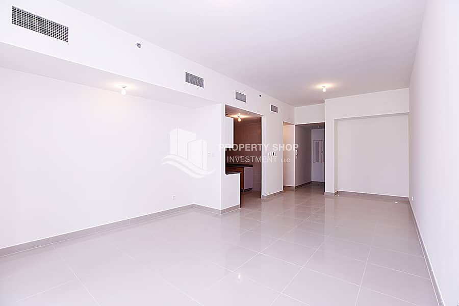 3-bedroom-apartment-al-reem-island-city-of-lights-marina-bay-dining-area. JPG