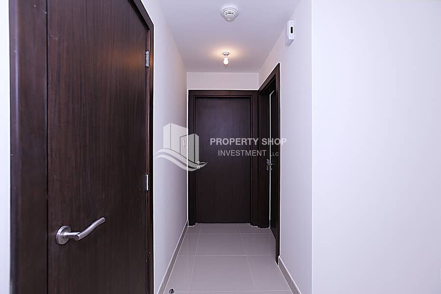 10 2-bedroom-apartment-al-reem-island-city-of-lights-marina-bay-corridor. JPG