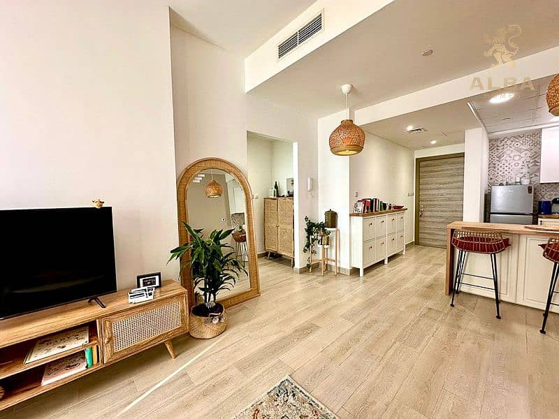 8 UNFURNISHED 1BR APARTMENT FOR RENT IN JUMEIRAH VILLAGE CIRCLE (8). jpg