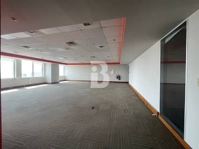 Office for Rent in Dubai Internet City, Dubai - SPACIOUS OFFICE| BREATHTAKING VIEW| CHILLER FREE