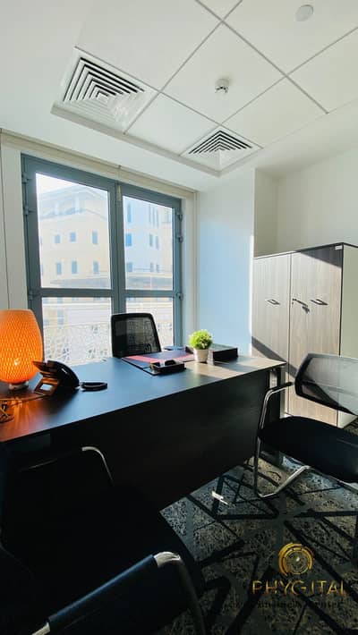 Office for Rent in Deira, Dubai - Dedicated Desk | Office Space For Rent | Shared Desk | Cowork | Office Rental