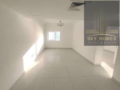2 Bedroom Flat for Rent in Al Khan, Sharjah - Spacious 2BHK apartment with free gym available for rent just in 37k