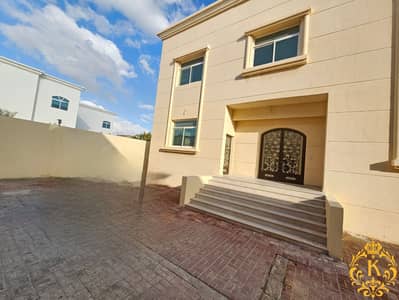 3 Bedroom Villa for Rent in Al Shamkha, Abu Dhabi - COMPOUND VILLA 3 BEDROOMS 2 HALL SEPARATE ENTRANCE BIG MAJLIES FOR RENT IN AL SHAMKHA