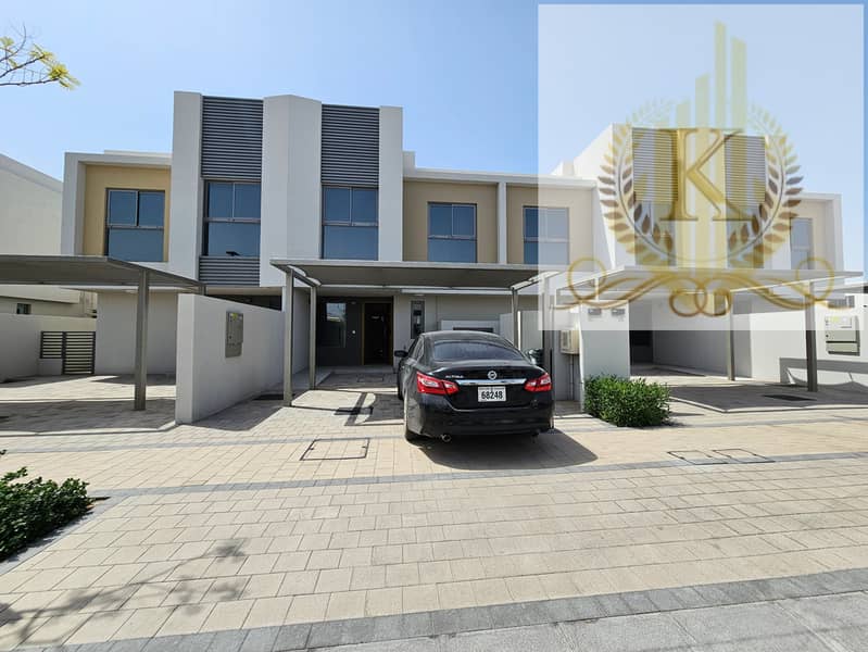 **** 3BHK Luxury l Location l Townhouse For Sales