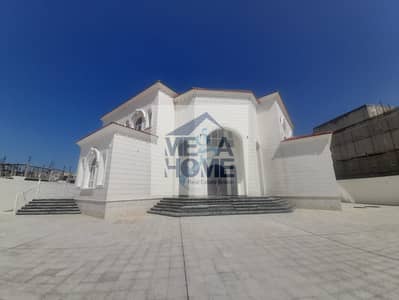 6 Bedroom Villa for Sale in Khalifa City, Abu Dhabi - f5fcf6c9-0e6d-43c8-bdf5-5a3383d3015b. jpg