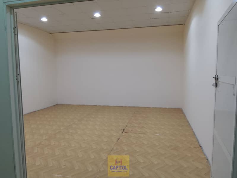 Umm Sequim Road Small Storage Warehouse for Rent in Al Quoz 4 (HA)