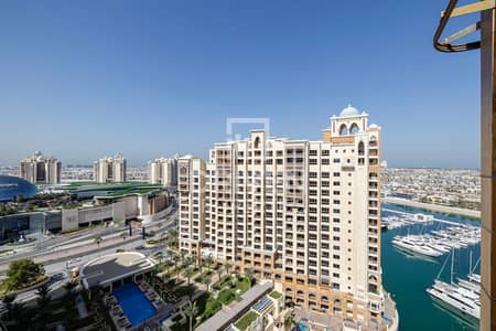 3 Bedroom Apartment for Sale in Palm Jumeirah, Dubai - Spacious Layout and Bright Unit | Tenanted