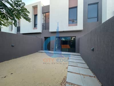 2 Bedroom Villa for Sale in Aljada, Sharjah - 44833404-93ff-432c-b7a3-fc28f36b0c12. jpg