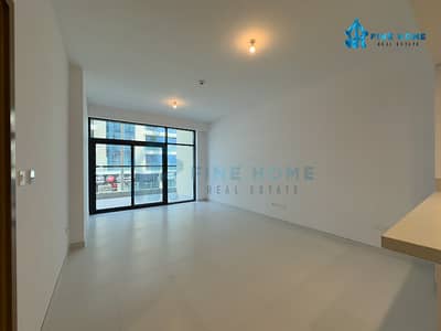 1 Bedroom Apartment for Rent in Al Raha Beach, Abu Dhabi - Newly Built Spacious 1BR apart w/Balcony | Move Now!