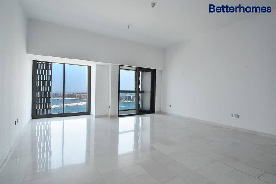 Vacant Now  | Sea  View |  Spacious Unit