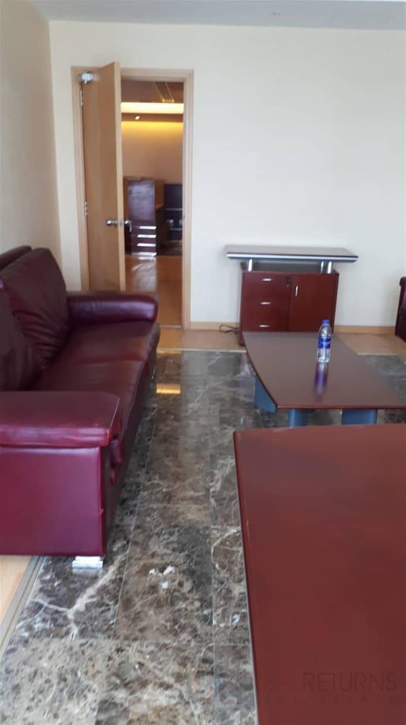 Cheap furnished office on the metro for rent