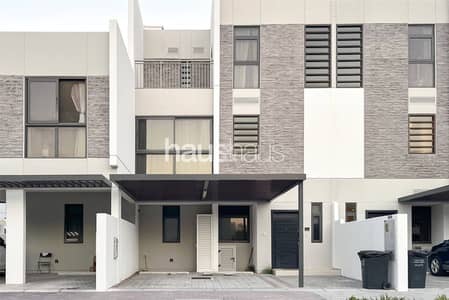 5 Bedroom Villa for Rent in DAMAC Hills 2 (Akoya by DAMAC), Dubai - | Single row | 5 Bedroom | Desert view |