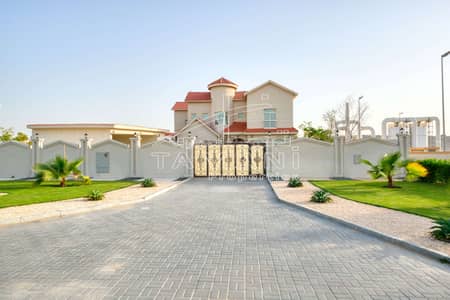 5 Bedroom Villa for Sale in Nad Al Sheba, Dubai - 1. jpg