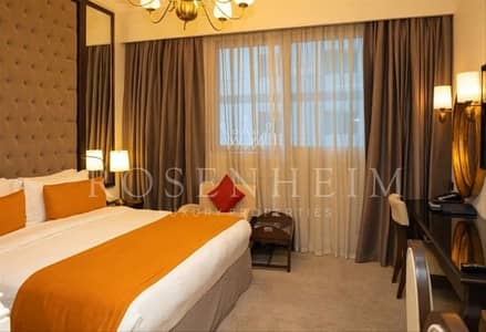 Studio for Sale in Palm Jumeirah, Dubai - Luxury Studio |Fully Furnished |Serviced Apartment