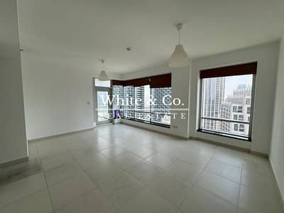 2 Bedroom Apartment for Rent in Downtown Dubai, Dubai - Unfurnished | 2 Bed | Bright & Spacious