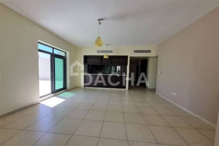 2 Bedroom Apartment for Rent in The Views, Dubai - Chiller free I Unfurnished I Spacious Layout