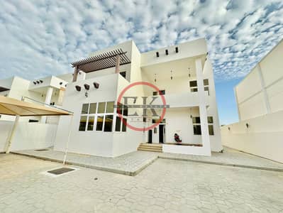 7 Cпальни Вилла в аренду в Аль Маракхания, Аль-Айн - WhatsApp Image 2024-03-18 at 5.23. 01 PM. jpeg