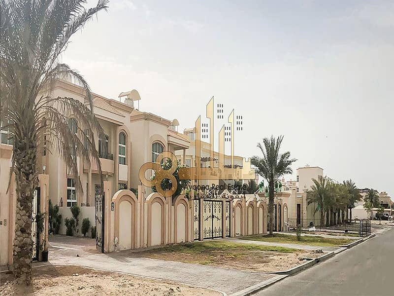 For Sale |  Villa 10 Master Rooms + Maid Room |150 x150 |