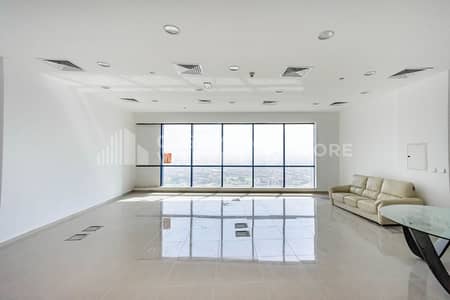 Office for Sale in Jumeirah Lake Towers (JLT), Dubai - Vacant | Fitted with Partitions | Corner Unit