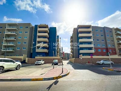 3 Bedroom Apartment for Sale in Al Reef, Abu Dhabi - Cozy Unit | Rented | Best Facilities| Calm Living