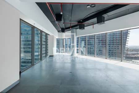 Office for Rent in Business Bay, Dubai - Fully Fitted Office Space | Road View | Vacant