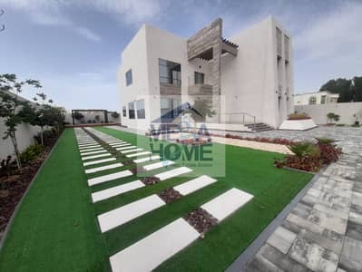 6 Bedroom Villa for Sale in Khalifa City, Abu Dhabi - d764936a-3d6d-4913-95c1-00d267a0979d. jpg