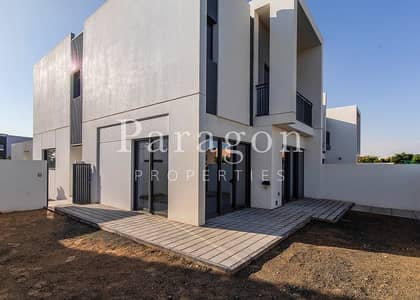 4 Bedroom Townhouse for Rent in Dubailand, Dubai - Keys in Hand | Easy Access | Call Now