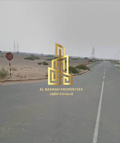Residential land for sale in the Emirate of Sharjah The corresponding area Specifications:   13,500 sq ft corner 30x42  A very special location On two