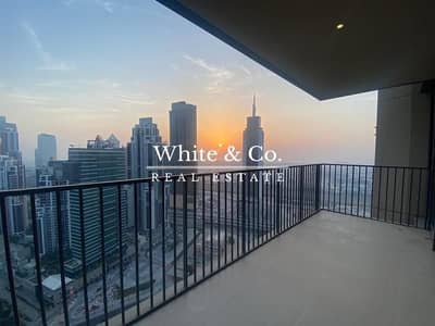 2 Bedroom Flat for Rent in Downtown Dubai, Dubai - Mid Floor | 10'th of April | View Now!