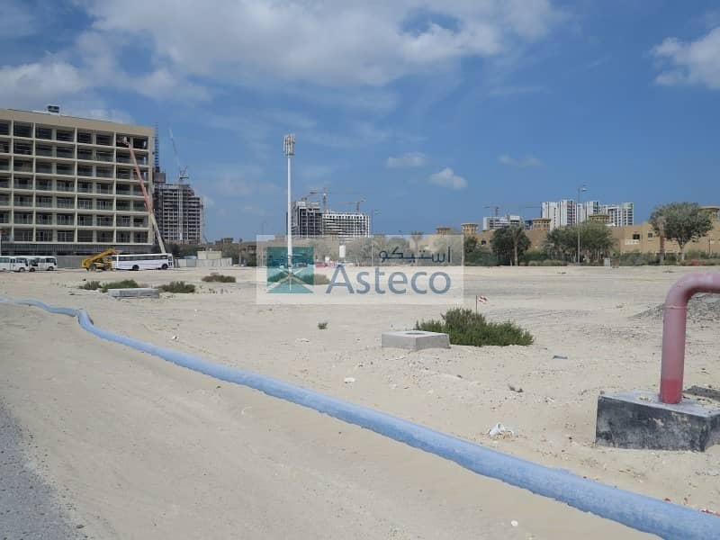 Residential plot directly on Yalayis Road