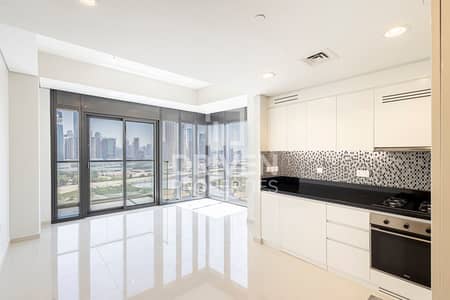 3 Bedroom Apartment for Sale in Business Bay, Dubai - Corner Unit with Race Track and Canal View